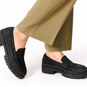 Portland Leather Goods Patina Shadow Black Zoe Chunky Loafers Size 6.5